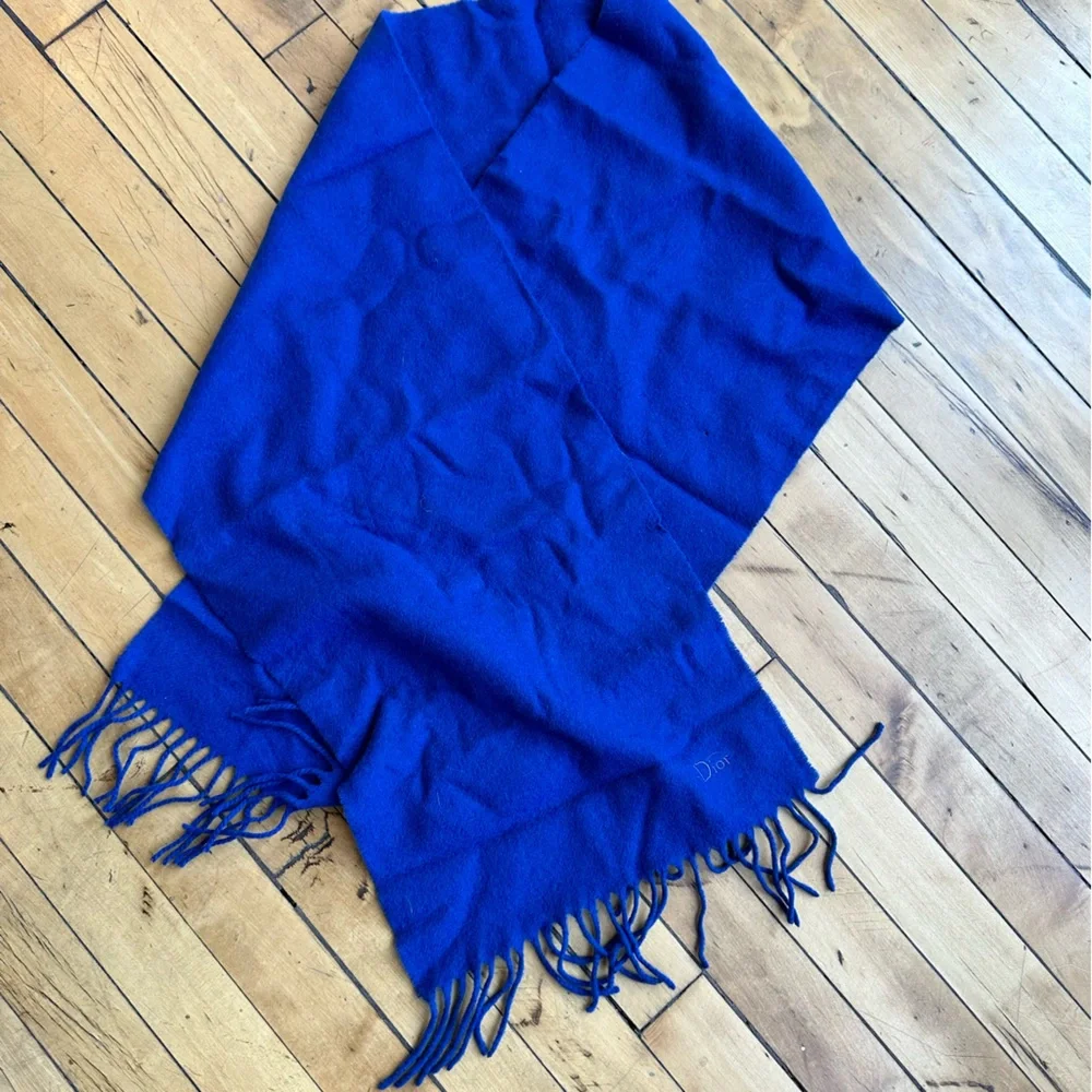 Dior blue lambswool scarf!